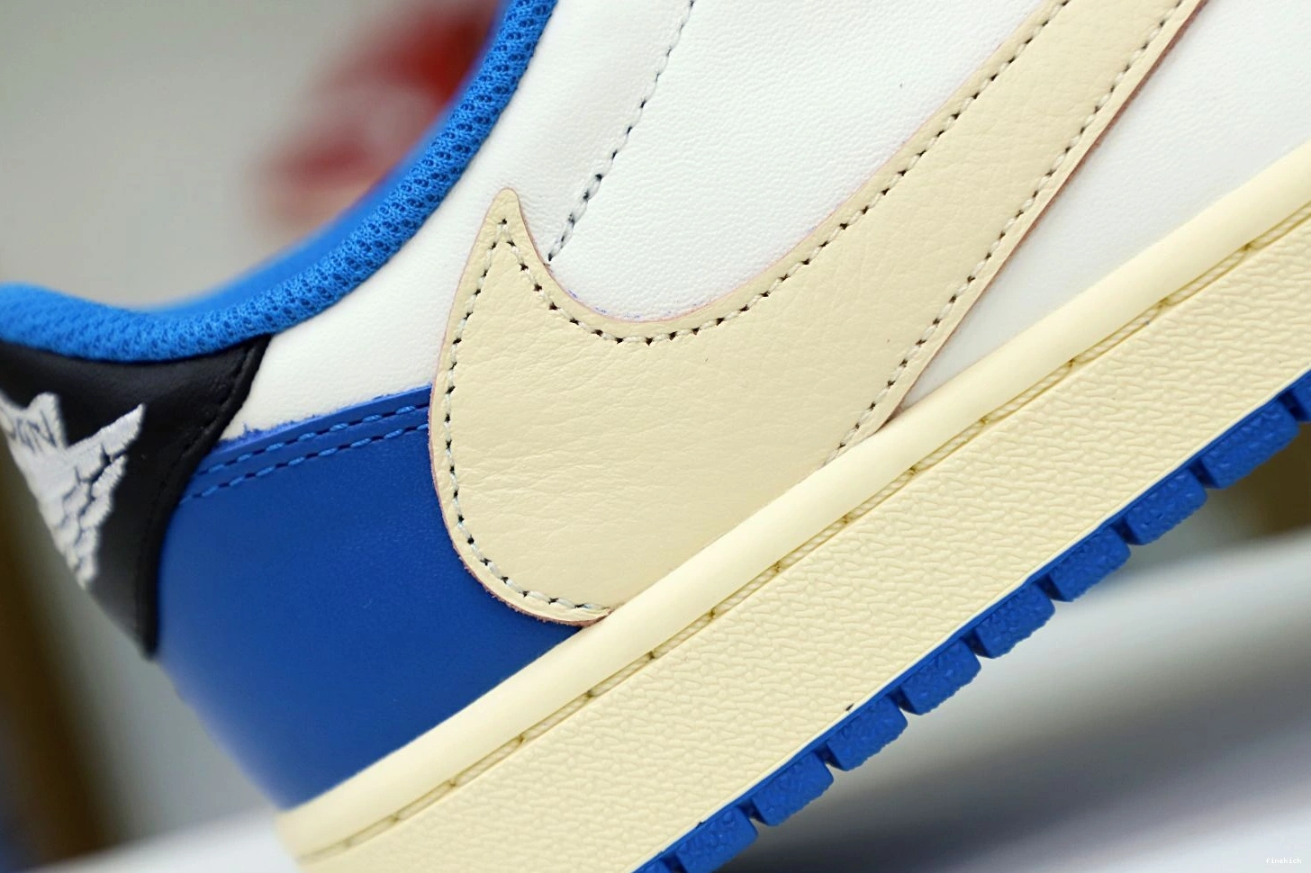 LOW AIR FRAGMENT DESIGN SCOTT JORDAN X 1 X TRAVIS 0919
